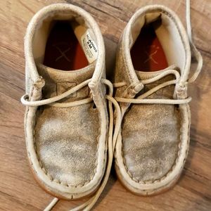 Toddler twisted X distressed leather shoes 8